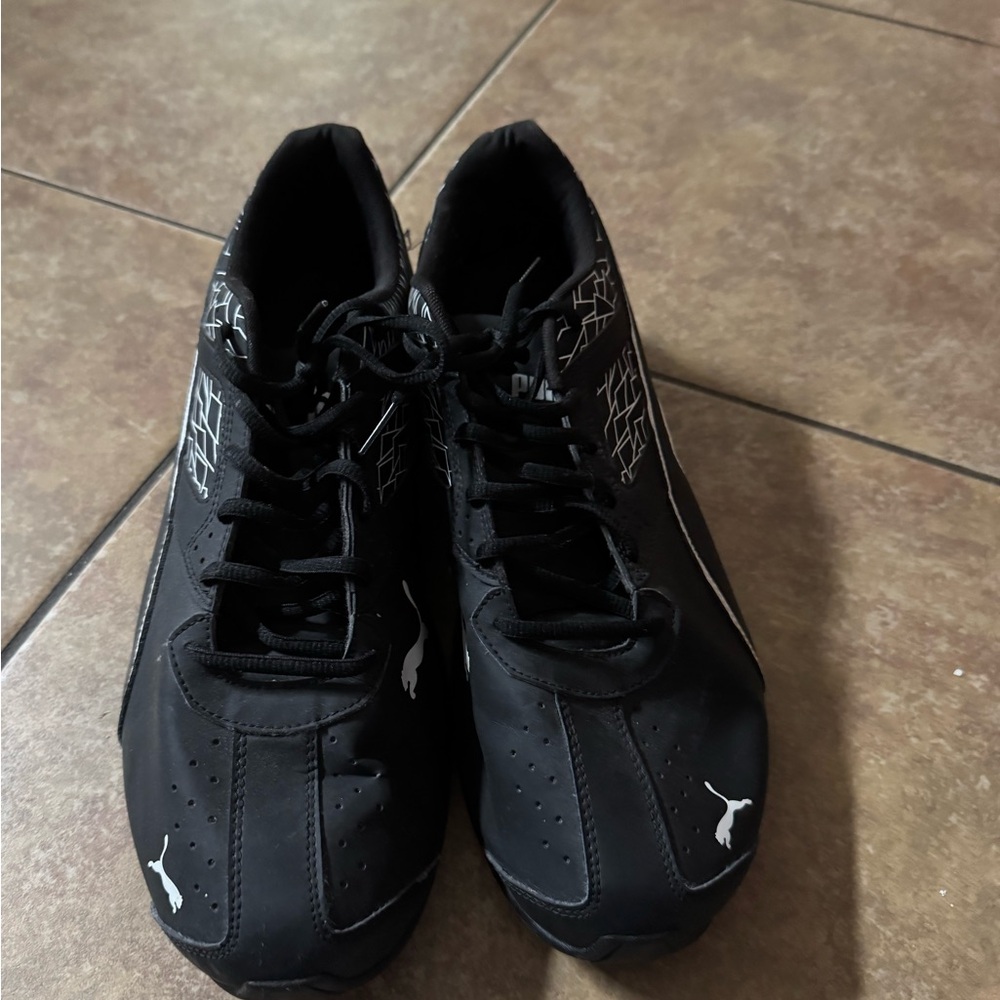 Puma Men's Black Athletic Shoes